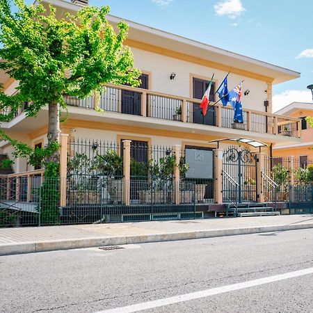 Villa Grace Tombolato Montesilvano Marina Exteriör bild